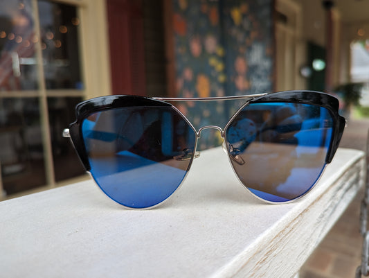 Black Statement Edge Sunglasses-Apparel & Accessories > Clothing Accessories > Sunglasses-Quinn's Mercantile