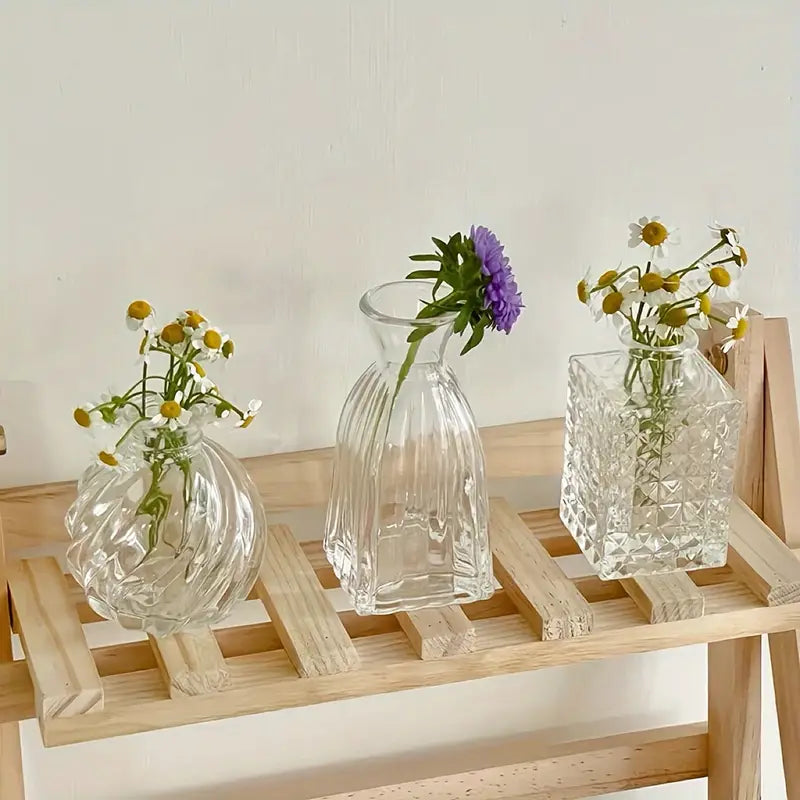 Glass Bud Vase-For the Home > Home & Garden > Decor > Vases-Quinn's Mercantile