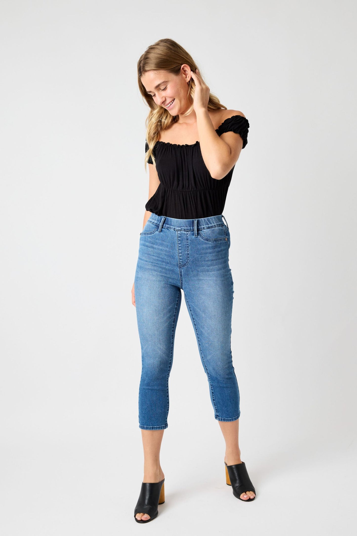 Pull on Capri Jeans-Apparel > Apparel & Accessories > Clothing > Pants-Quinn's Mercantile