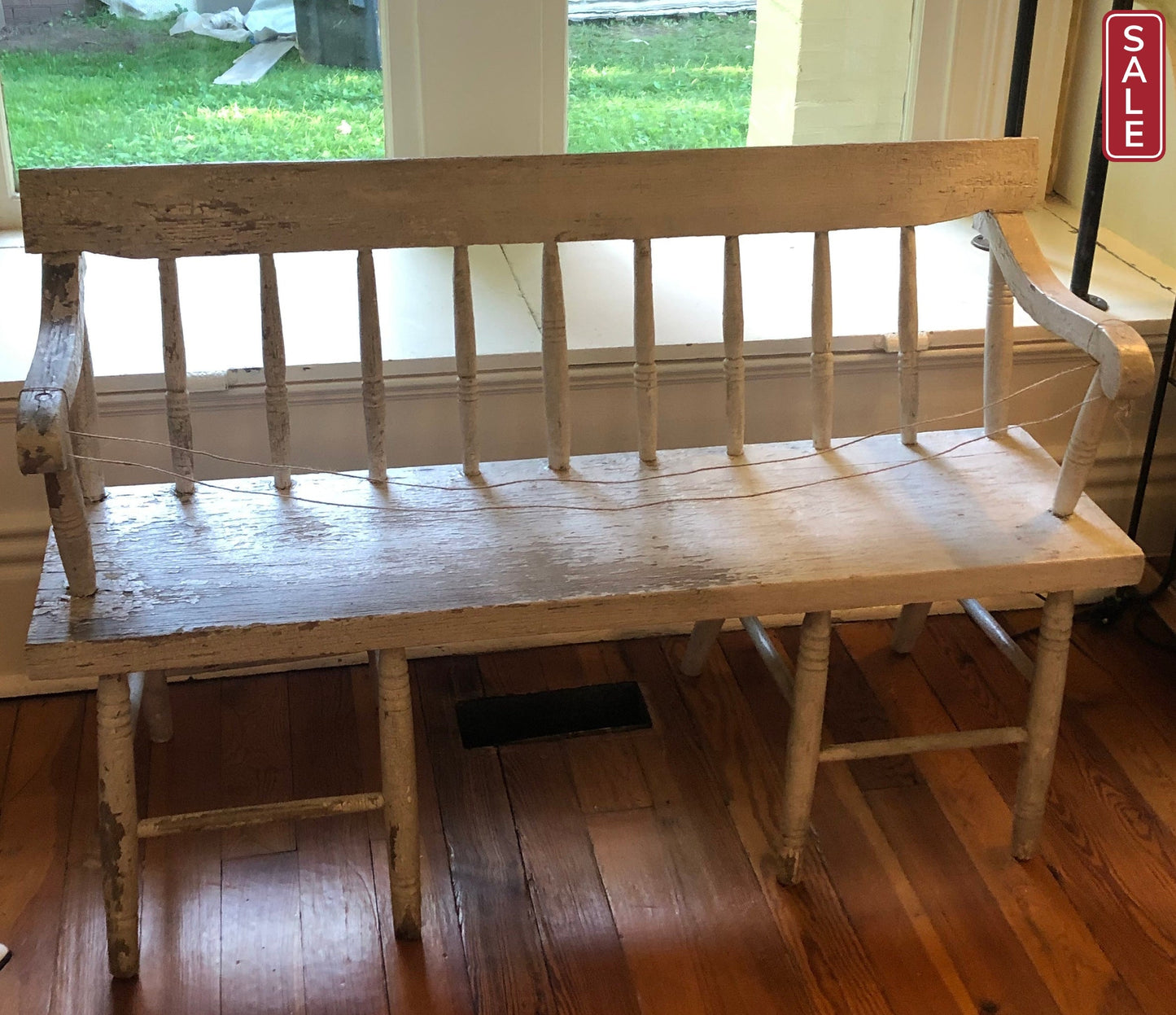 Spindle Back White Bench